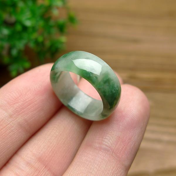 Green Jade Ring Natural Gemsto - огляд і ціна Cocktail Shaker Set